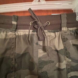 Sonoma Camo Cargo Mini Skort, NWT, Size S